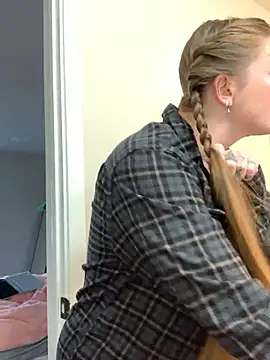 PussiesnCream  online show from 2, 2, 2026