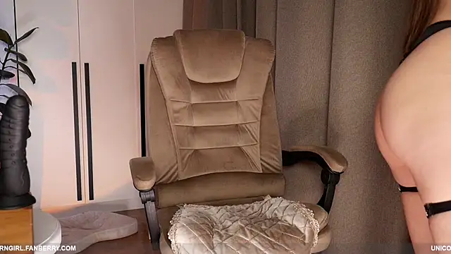 alicebalij online show from 10, 11, 2025