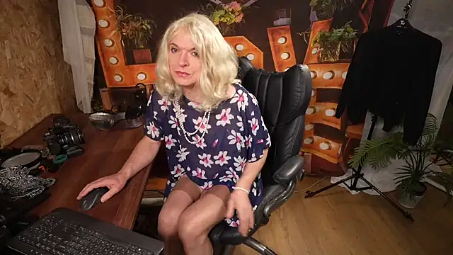 JessicaNylonQueen online show from 26, 10, 2025