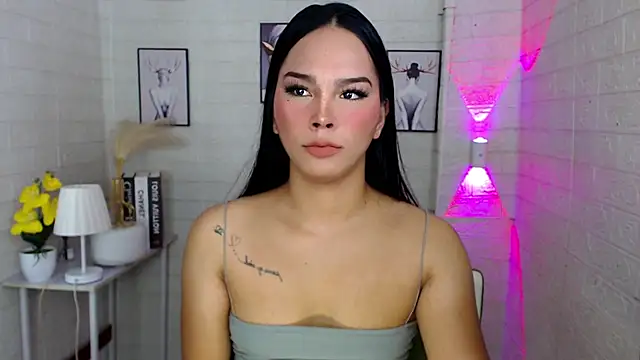 urnaughtydolly69 online show from 21, 10, 2025