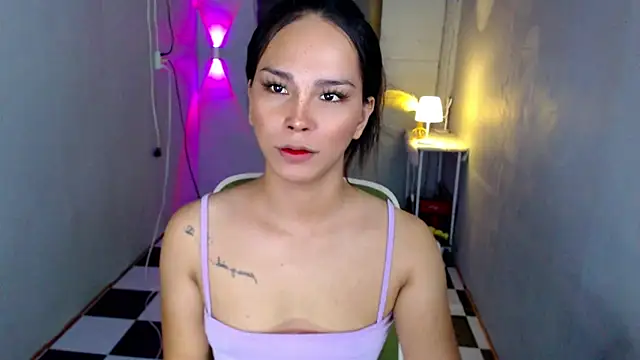 urnaughtydolly69 online show from 15, 6, 2026