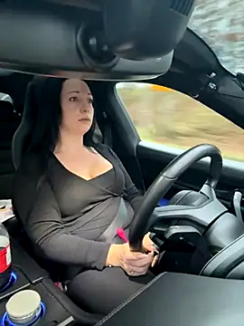 Viola Beck online show from 3, 12, 2025