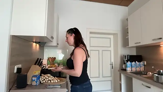 Viola Beck online show from 23, 5, 2026