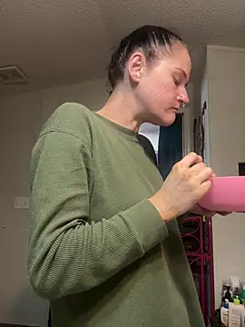 lolabunny9 online show from 27, 2, 2025