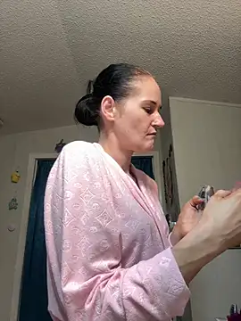 lolabunny9 online show from 14, 3, 2025