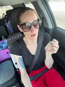 lolabunny9 online show from 15, 11, 2025