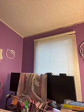 lolabunny9 online show from 8, 2, 2025