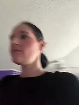 lolabunny9 online show from 9, 2, 2025