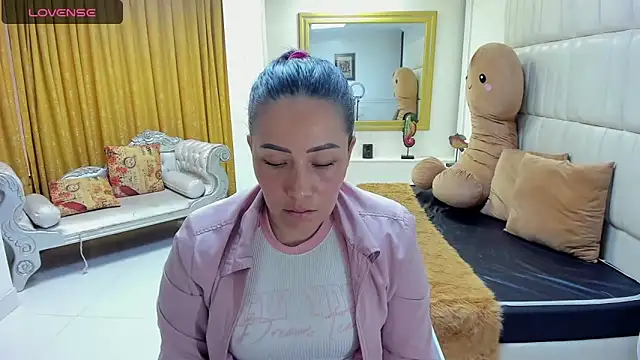 gaby trent online show from 5, 3, 2025