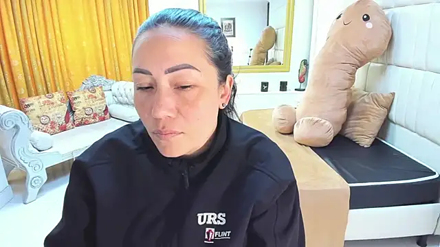 gaby trent online show from 7, 10, 2025