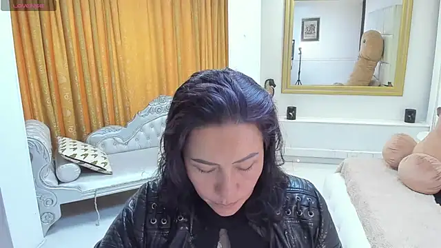 gaby trent online show from 7, 4, 2026