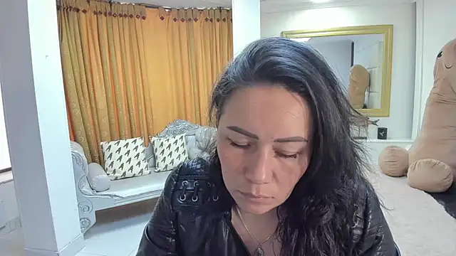 gaby trent online show from 25, 10, 2025