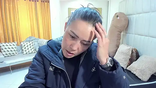 gaby trent online show from 5, 11, 2025