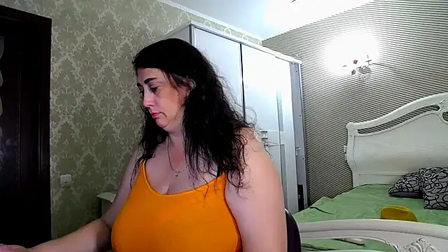 Snapshot of Evelyn_Shy chatting on 30, 6, 2026 Evelyn Shy online show from 30, 6, 2026