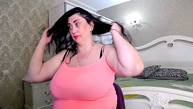 Evelyn Shy online show from 21, 5, 2026