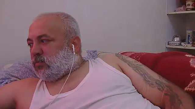 Snapshot of husoizmir chatting on 8, 6, 2026 husoizmir online show from 8, 6, 2026