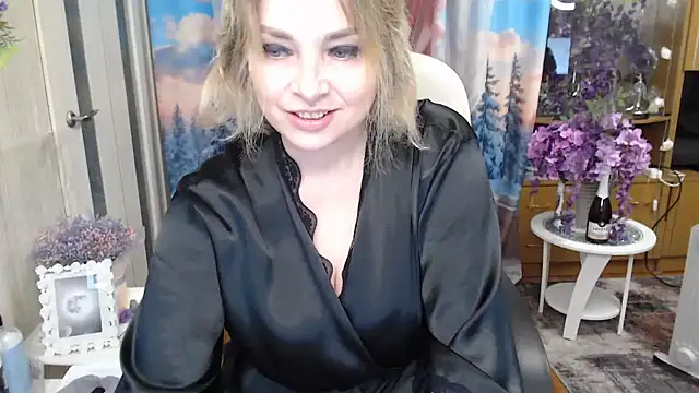 Mika Passion online show from 6, 3, 2026