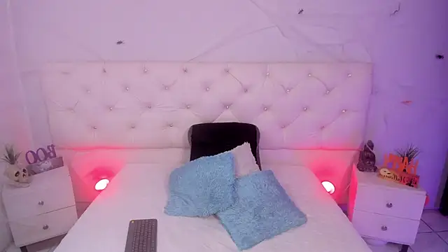 Snapshot of ximena_slut_21 chatting on 14, 10, 2025 ximena slut 21 online show from 14, 10, 2025