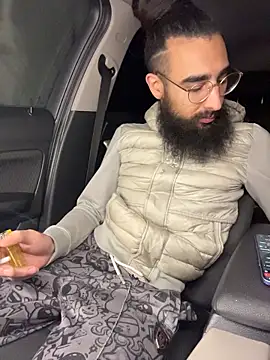 Av0caT online show from 17, 12, 2025