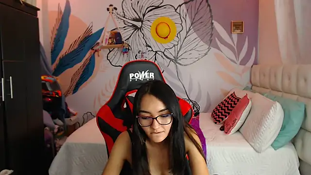 LinzyBaner online show from 6, 2, 2025