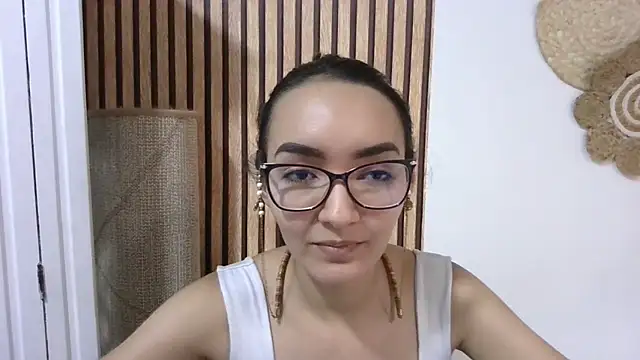 LinzyBaner online show from 11, 2, 2025