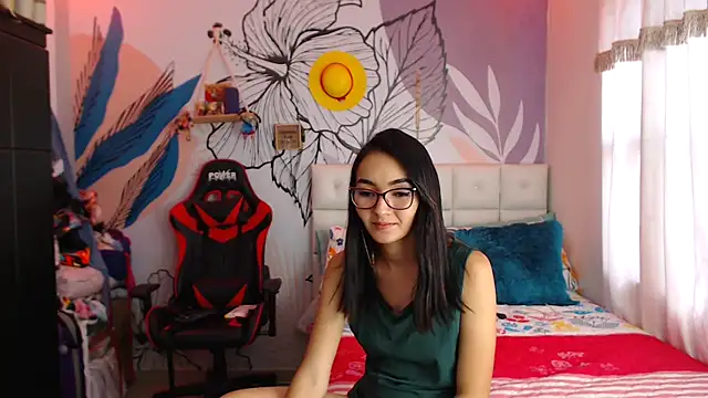 LinzyBaner online show from 2, 12, 2024