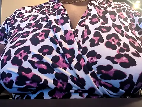 SensualATease online show from 26, 9, 2025