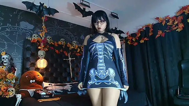 Snapshot of AlexHoe_ chatting on 16, 10, 2025 AlexHoe online show from 16, 10, 2025