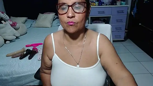 pervert mommy  online show from 16, 5, 2026
