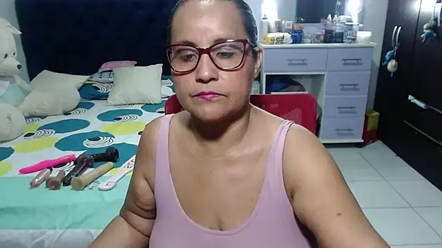 pervert mommy  online show from 3, 3, 2026