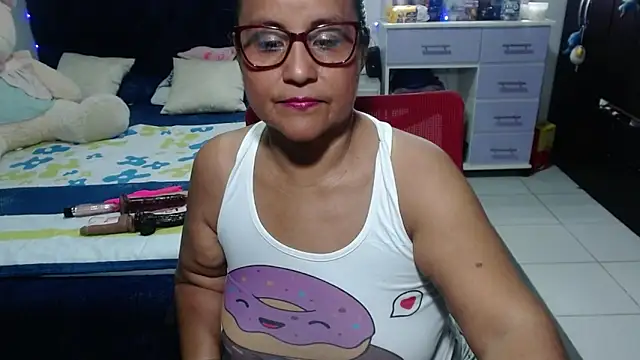 pervert mommy  online show from 5, 3, 2026