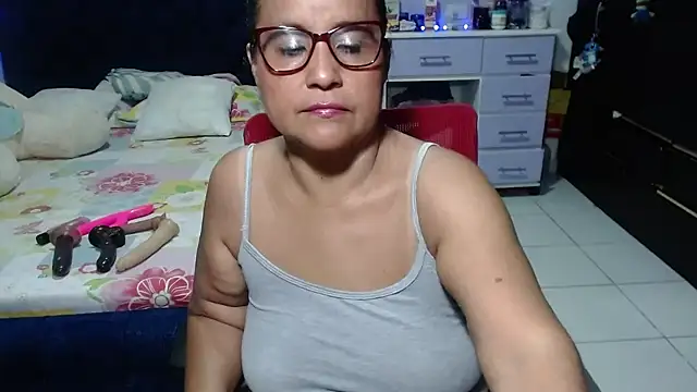 pervert mommy  online show from 9, 2, 2026