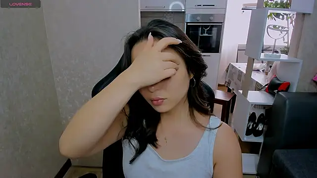 AyaMoon online show from 17, 9, 2025