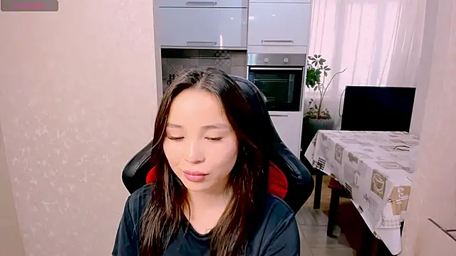 AyaMoon online show from 29, 10, 2025