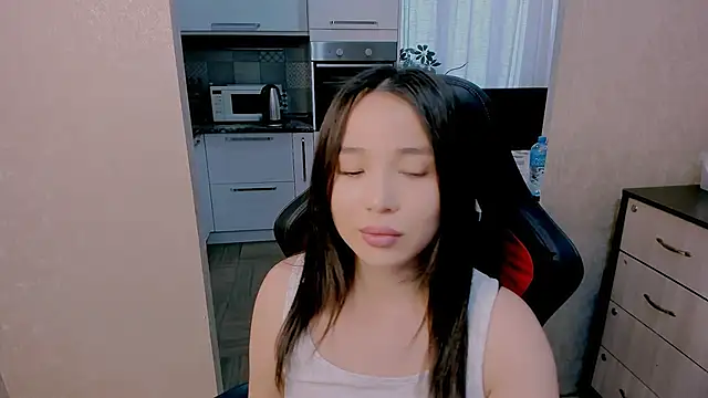 AyaMoon online show from 25, 11, 2025