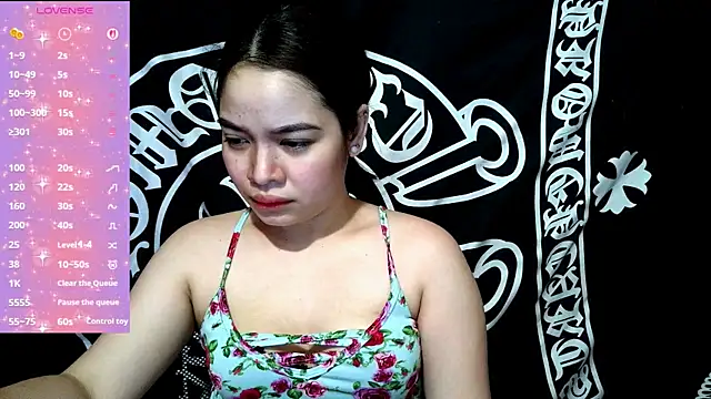 Snapshot of _preciousmoira_ chatting on 5, 7, 2026 preciousmoira online show from 5, 7, 2026