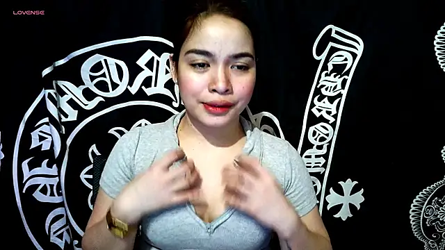  preciousmoira  online show from 18, 5, 2026