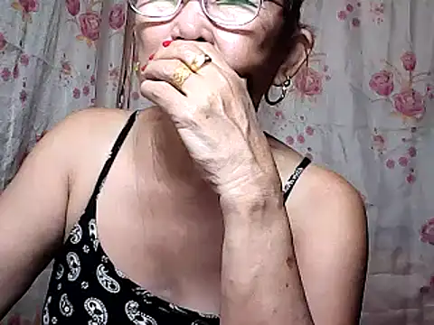 hotwetgran online show from 12, 3, 2025