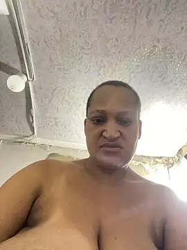 XHotJuicyBootyXX online show from 23, 4, 2026