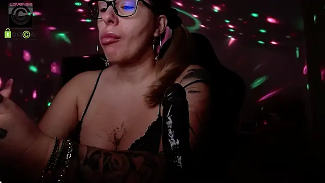 SonyaDevon online show from 13, 2, 2026