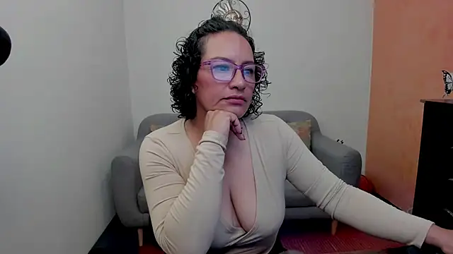 Snapshot of scarlet_wet chatting on 20, 6, 2026 scarlet wet online show from 20, 6, 2026