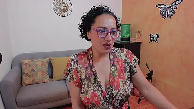 scarlet wet online show from 9, 3, 2026