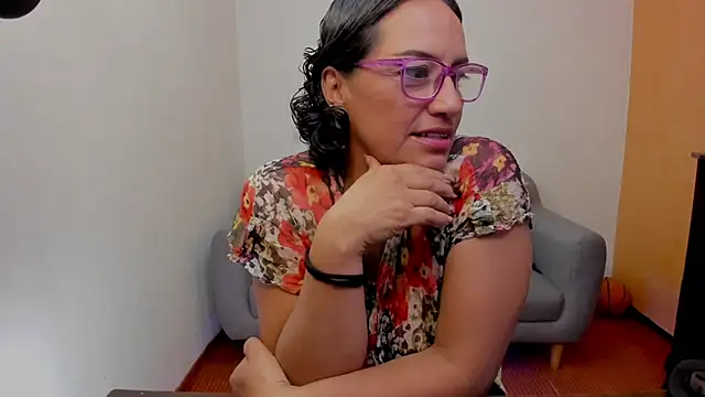 Snapshot of scarlet_wet chatting on 11, 6, 2026 scarlet wet online show from 11, 6, 2026