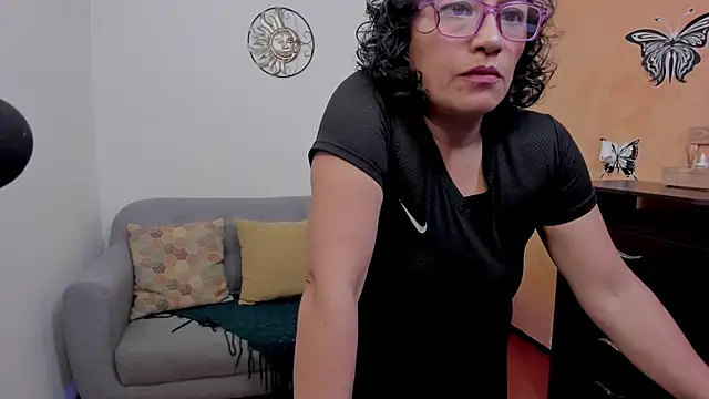 Snapshot of scarlet_wet chatting on 15, 7, 2026 scarlet wet online show from 15, 7, 2026