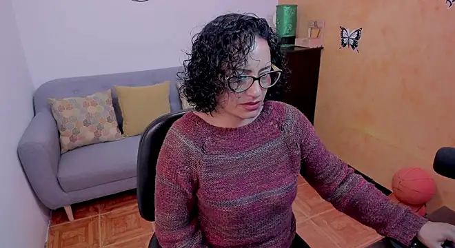 scarlet wet online show from 26, 11, 2025