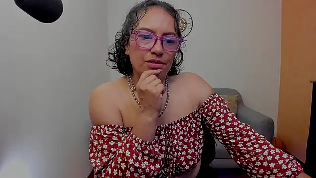 Snapshot of scarlet_wet chatting on 11, 6, 2026 scarlet wet online show from 11, 6, 2026