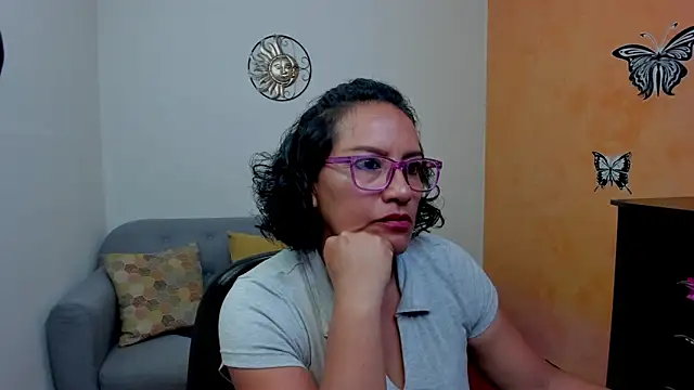 scarlet wet online show from 20, 5, 2026