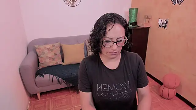 scarlet wet online show from 2, 12, 2025