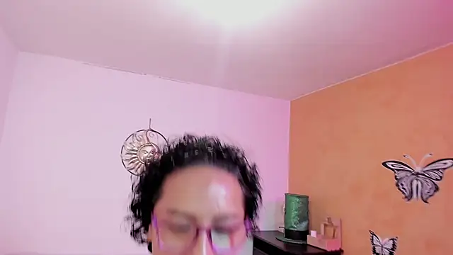 scarlet wet online show from 13, 2, 2026