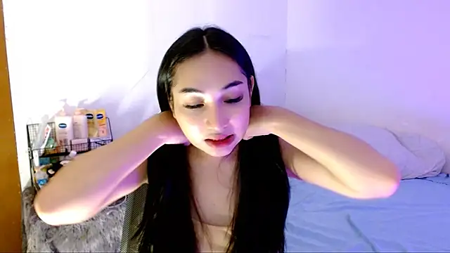 SweetLilly 18 online show from 23, 10, 2025